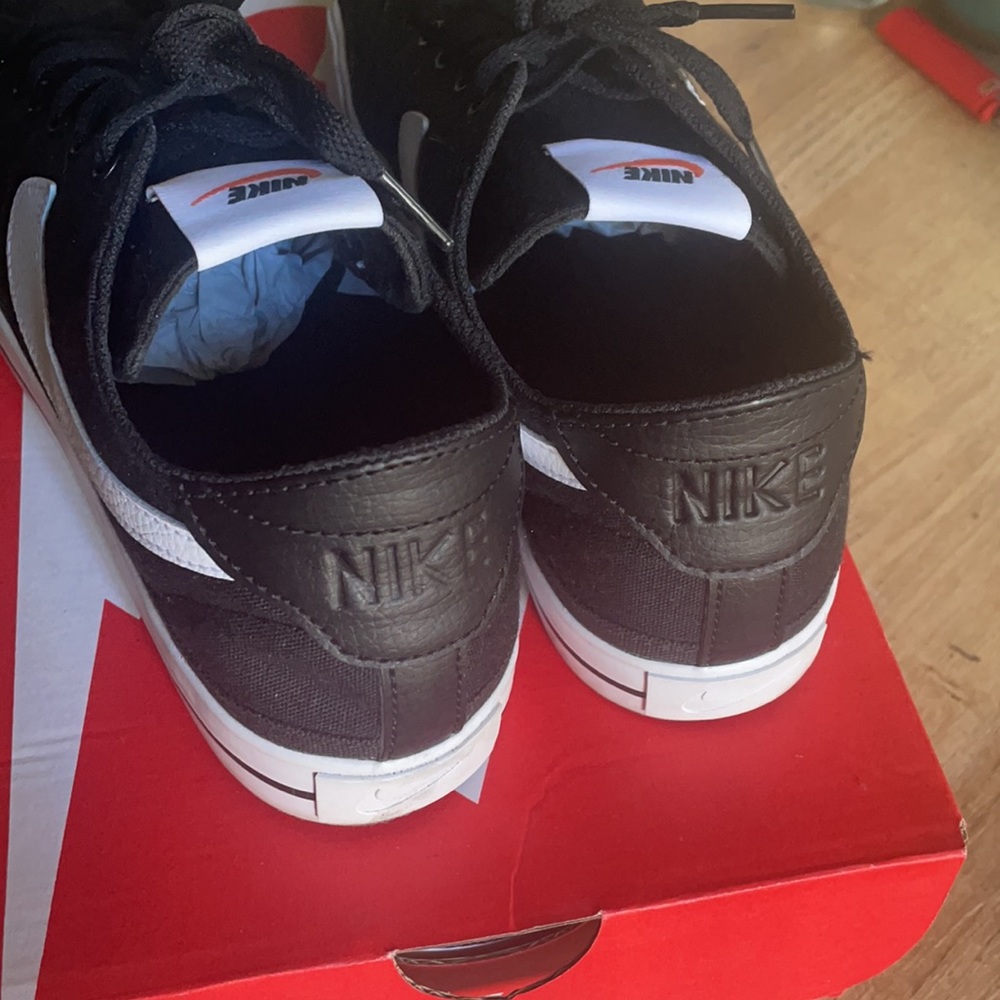 NIKE Men’s COURT LEGACY Canvas shoes - Picture 6 of 8